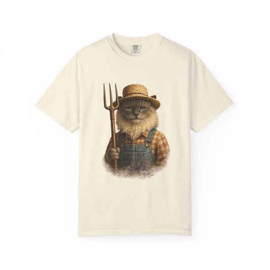 Farmer Cat Graphic T-Shirt — Vintage Feline in Overalls