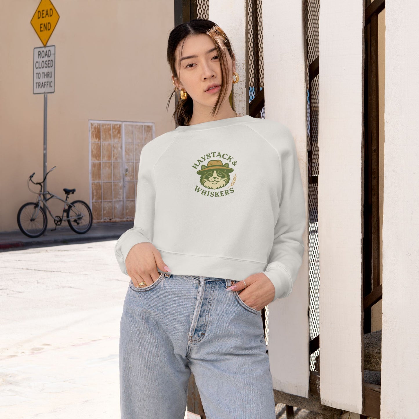 Stylish Women's Cropped Fleece Pullover - Cozy Sweatshirt for Casual Days, Cute Outfits, Gift for Her, Fall Fashion, Lounge Wear